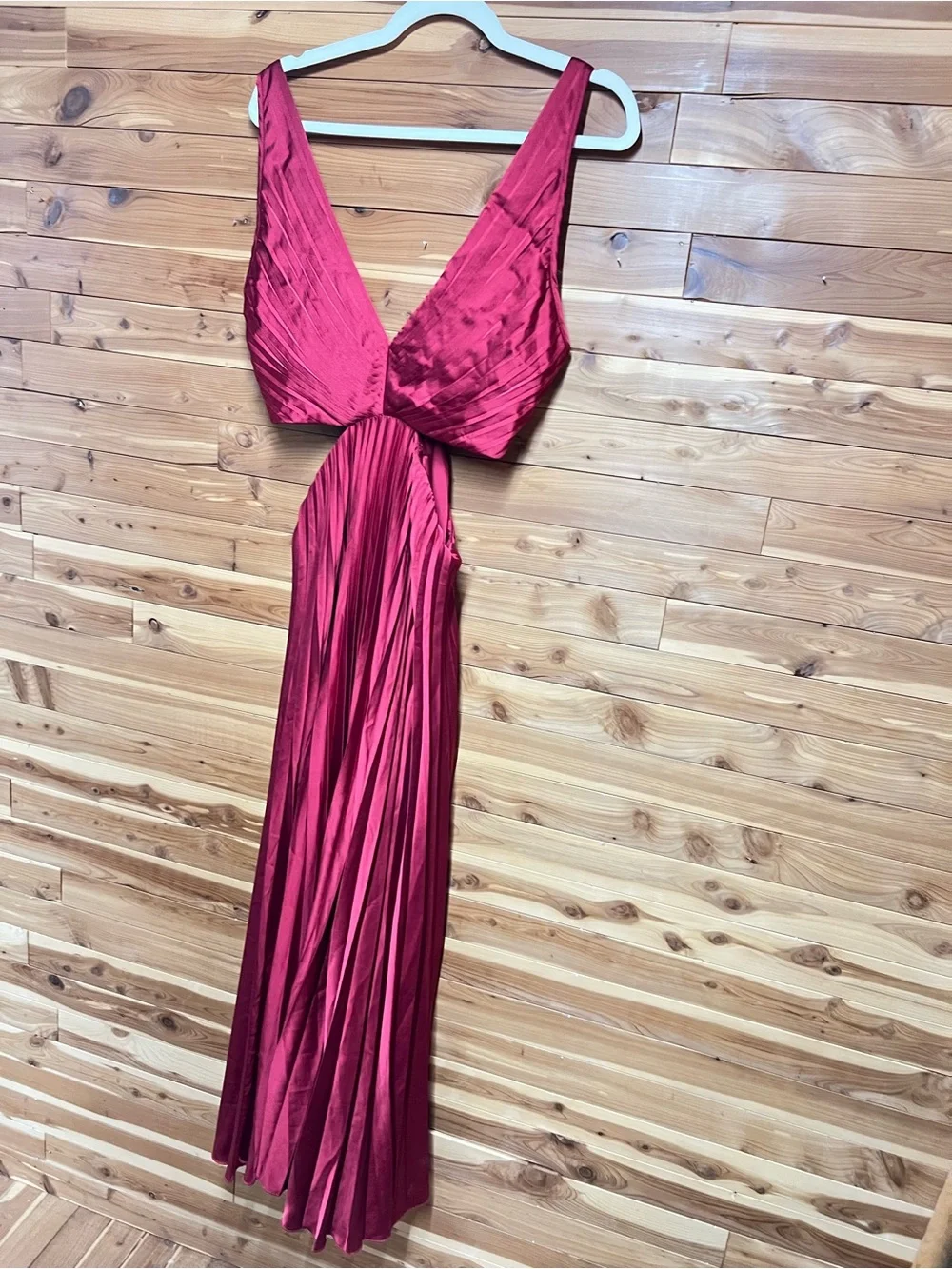 Abercrombie & Fitch Burgundy Twist-Cut Maxi Dress